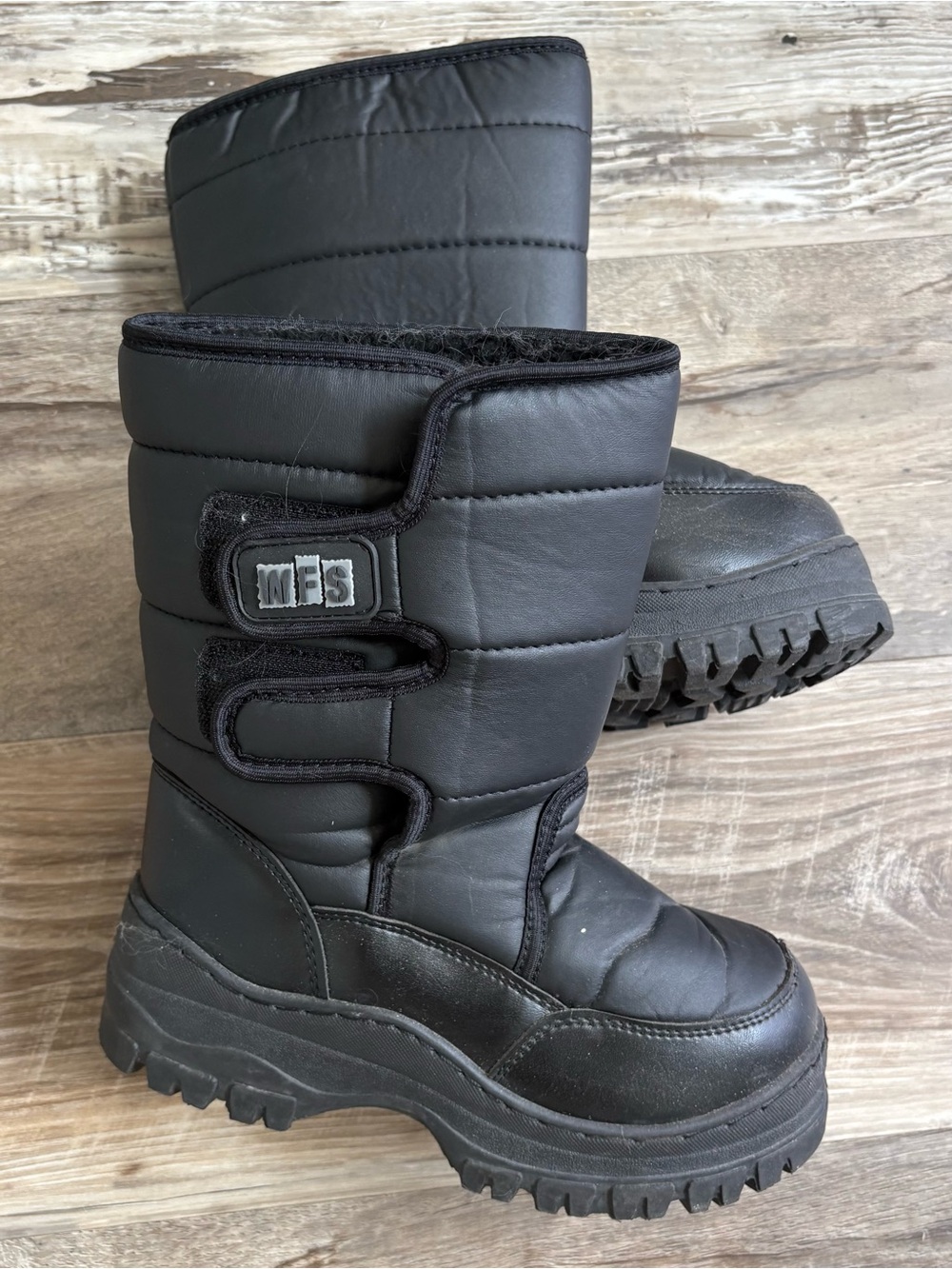 MFS Kids Black Insulated Snow Boots with Hook-and-Loop Straps